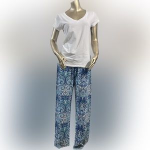 Hester & Orchard Blue Paisley print Rayon pants, Medium